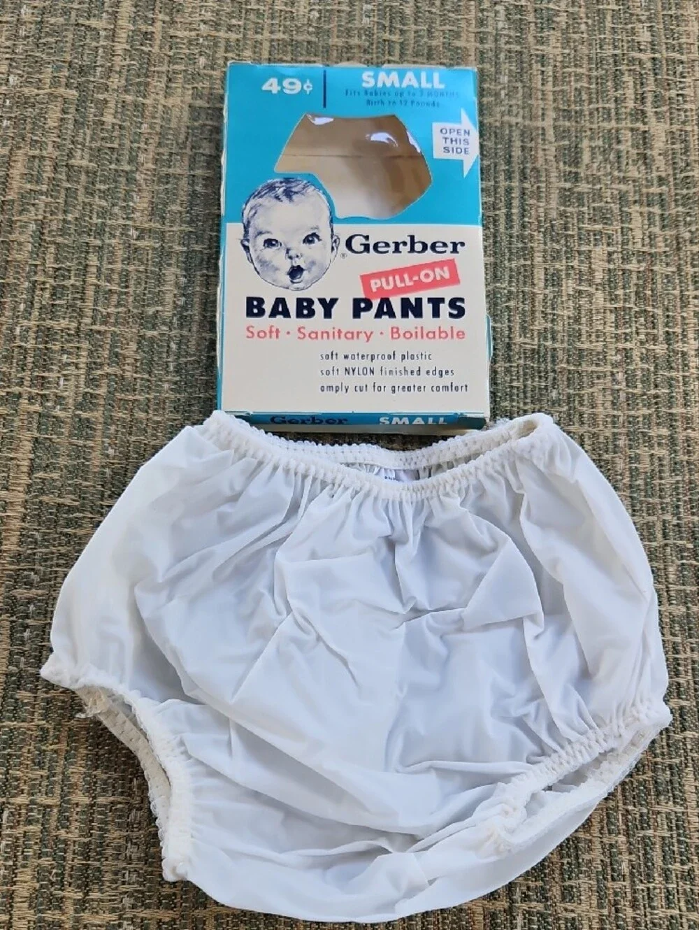 Gerber White Pull-On Baby Pants Diaper Cover - White Waterproof Small